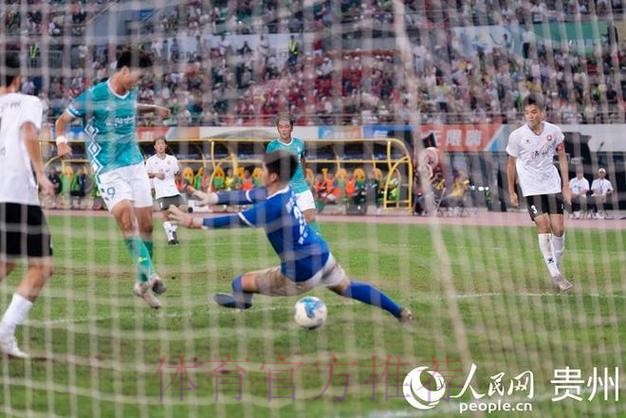 放飞梦想 两博会中国足协展区引爆快乐足球